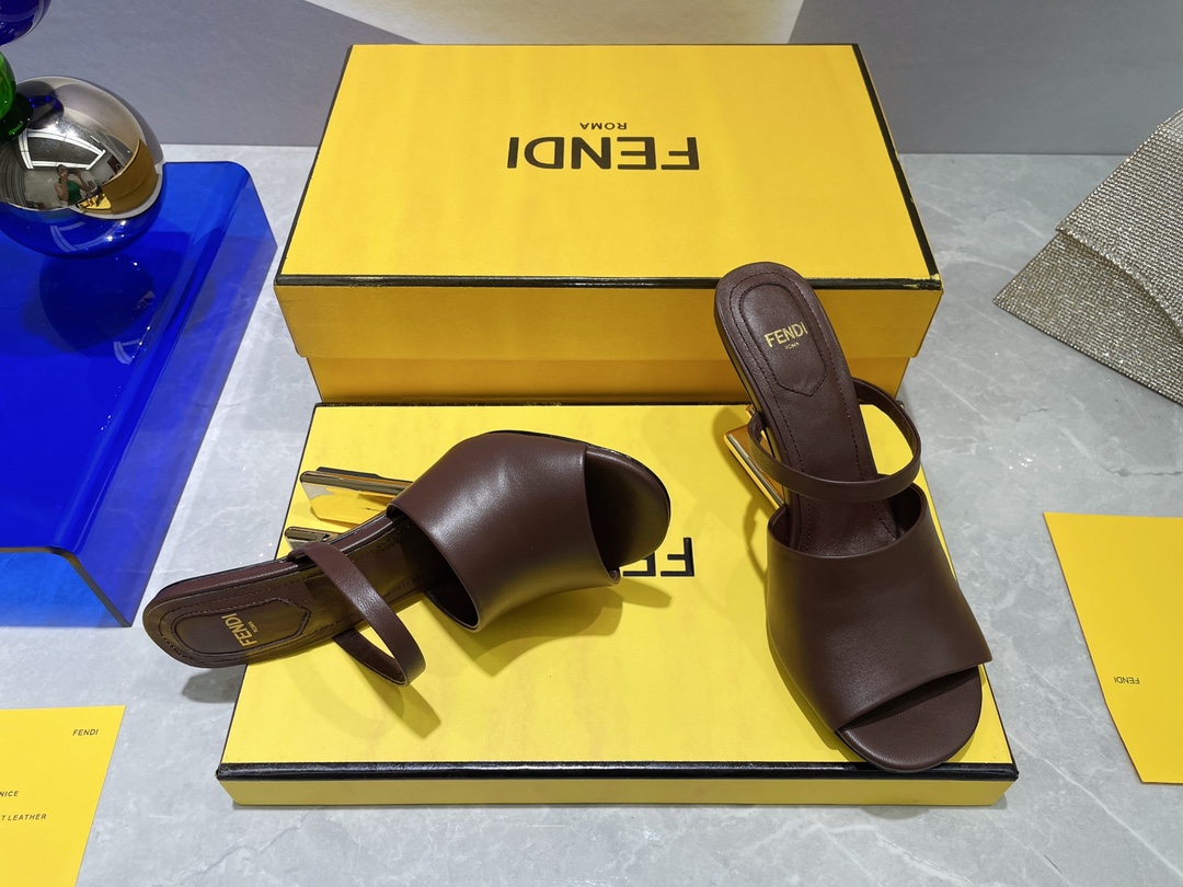 FENDI FIRST HIGH-HEELED SANDALS 85 MM IN BEIGE LAMBSKIN GOLD HARDWARE